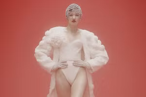 Ulyana Sergeenko - Haute Couture Spring Summer 2022: Lạc quan tươi trẻ