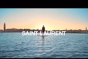 Saint Laurent- Men's spring/ summeer 2022: Chuyến du hành đến tương lai