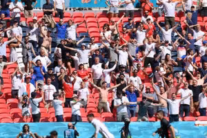 Cùng với chung kết EURO 2020, 9 lễ hội đình đám ở London đang chờ đón bạn