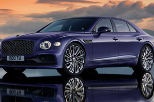 Bentley Flying Spur Mulliner sang trọng hơn với gói trang bị Blackline