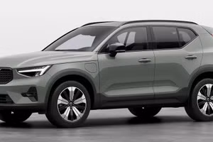 Volvo XC40 2022 ra mắt với 8 phiên bản động cơ tùy chọn