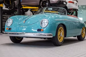 Xe cổ Porsche 356 Speedster 1955 hồi sinh