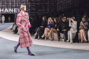 CHANEL Fall-Winter 2022/23 - Sự tôn vinh cho vải tuýt