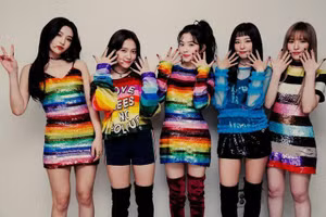 Trang phục hàng hiệu sau biểu diễn của các idol K-pop sẽ đi về đâu?