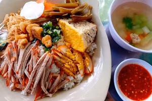 'Đến Việt Nam nên ăn cơm'