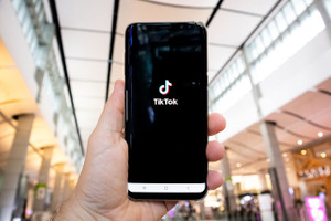 Tiktok cấm các thách thức nguy hiểm và thông tin sai lệch trên nền tảng của mình