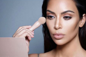 Đánh khối chuyên nghiệp như Kim Kardashian West