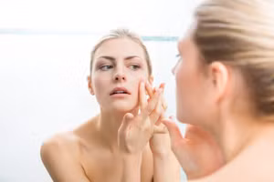 Làm cách nào để “tống khứ” mụn đầu đen?