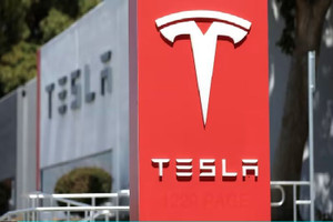 Tesla - Elon Musk thực hiện chính sách mới làm nhân viên gặp khó khăn