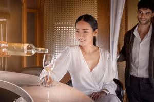 Có gì trên chuyến tàu hạng sang Việt Nam từng lọt top của CNN?