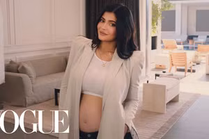 Kylie Jenner hé lộ biệt thự trong cuộc phỏng vấn “73 Questions” cùng Vogue