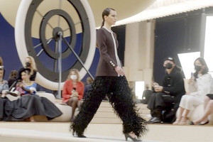 Chanel - Haute Couture Spring Summer 2022: Tươi mới và nữ tính