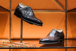 Thương hiệu giày thủ công Santoni của Ý lần đầu tiên có mặt tại Hà Nội