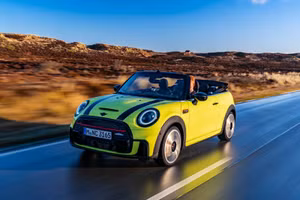 MINI John Cooper mới chính thức ra mắt tại Việt Nam