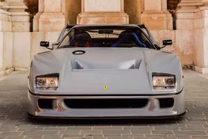 Chiếc Ferrari F40 đường trường 'nhanh nhất' được đấu giá tại Monterey