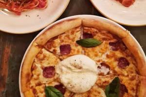 5 nhà hàng ở TP.HCM phục vụ đồ ăn online trong mùa dịch