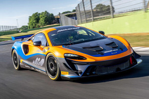 McLaren Artura GT4: Tân binh sáng giá của đội xe đua chuyên nghiệp