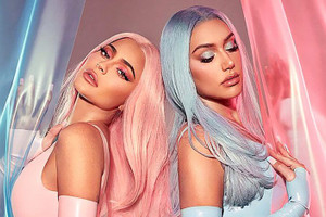 Kylie Jenner cùng bạn thân hợp tác ra mắt BST trang điểm mới