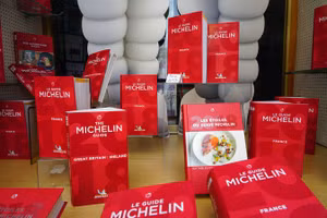 Top nhà hàng Châu Âu sang trọng được đề xuất bởi Cẩm nang ẩm thực Michelin