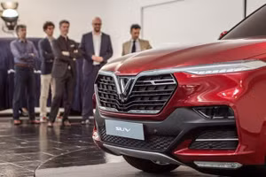 VinFast dừng kinh doanh xe ô tô chạy xăng trong năm nay