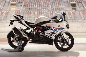 BMW G310RR 2022 chính thức trình làng