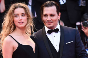 Cuộc chiến bạc tỷ giữa Johnny Depp và vợ cũ Amber Heard không hồi kết