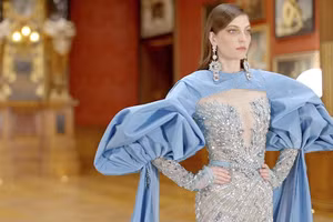 BST Haute couture Xuân-Hè 2022: Ziad Nakad cảm xúc nữ quyền thăng hoa