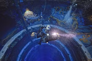 Khám phá hồ bơi sâu nhất hành tinh tại Dubai