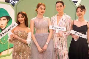 Dàn người đẹp phối đồ với nữ trang pha lê tại sự kiện Swarovski ở HCM