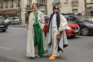 Những streetstyle ấn tượng nhất Tuần lễ Thời trang Paris SS22