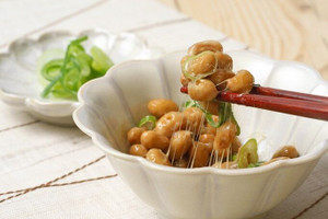 Thưởng thức Natto chuẩn phong cách Nhật Bản