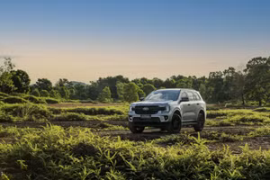 Ford Everest thế hệ mới chính thức ra mắt thị trường Việt Nam