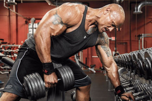 The Rock và chế độ ăn uống, luyện tập để thể hiện uy lực trong phim bom tấn Black Adam