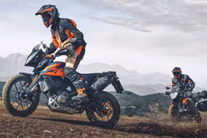 KTM 390 Adventure 2022 ra mắt tại Malaysia