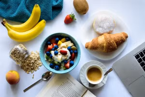 Bí quyết giúp người bận rộn có bữa sáng lành mạnh, tiết kiệm thời gian