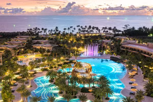 Mùa lễ hội nhộn nhịp và ấm cúng tại Khu nghỉ dưỡng Pullman Phú Quốc