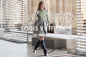 BST Thu Đông 2021- Louis Vuitton đưa nghệ thuật cổ đại đi vào hiện đại