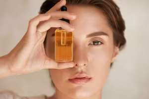 Dầu Jojoba có thể giải quyết vấn đề về mụn?