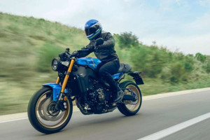 Yamaha XSR900 2022: Khung giáp mới, mạnh mẽ hơn