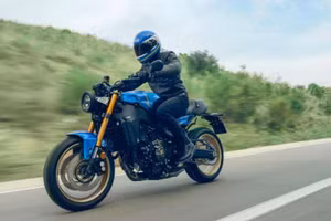 Yamaha XSR900 2022: Khung giáp mới, mạnh mẽ hơn