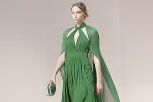 Elie Saab - Fall Winter 2022/2023: Sự đa dạng trong phong cách