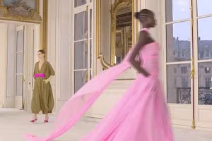 Valentino - Haute Couture Spring Summer 2022: Kỹ thuật may đo đẳng cấp