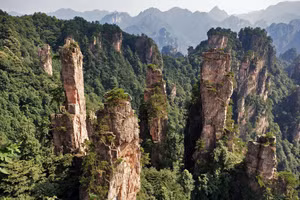 Ngỡ ngàng trước những kỳ quan thiên nhiên ở Trương Gia Giới