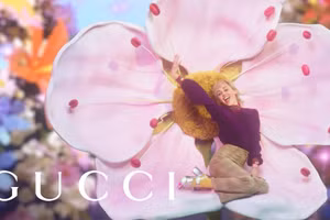 Miley Cyrus kể chuyện về nước hoa Gucci Flora Gorgeous Gardenia