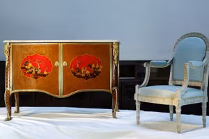 Hàng loạt đồ nội thất thuộc sở hữu của Marie Antoinette lần đầu tiên được đưa ra đấu giá