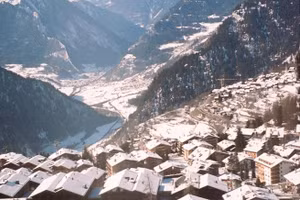 Địa điểm cho người thích rượu vang - Ngôi làng rượu vang Verbier