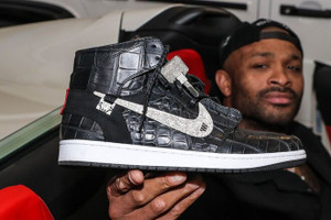 PJ Tucker chơi lớn khi diện mẫu giày Nike Air Jordan 1 nạm kim cương