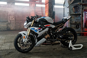 BMW S 1000 R 2021 dự kiến trình làng vào tháng 9 tại Việt Nam