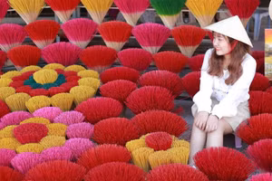 Ngắm một Huế rất khác, đa sắc màu mà vẫn tình và thơ