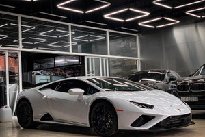 Lamborghini Huracan EVO RWD độc nhất Việt Nam đã lộ diện trên phố